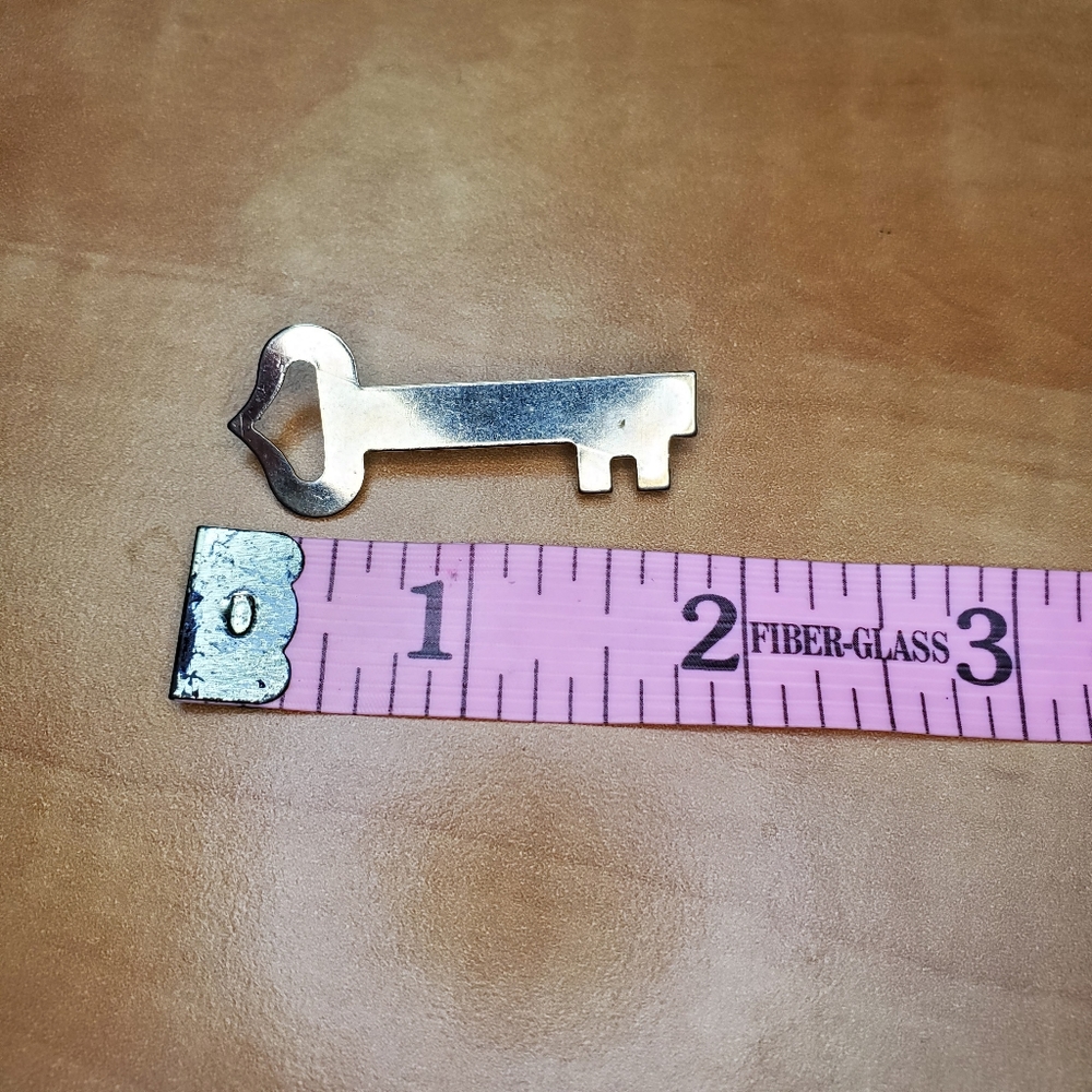 Key pin - Picture 4 of 4
